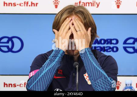 Il capitano Luka Modric alla conferenza stampa della nazionale croata di calcio allo stadio Maksimir di Zagabria, Croazia, il 21 settembre 2022. La Croazia giocherà domani a Maksimir una partita della UEFA Nations League contro la Danimarca. Foto: Goran Stanzl/PIXSELL Foto Stock