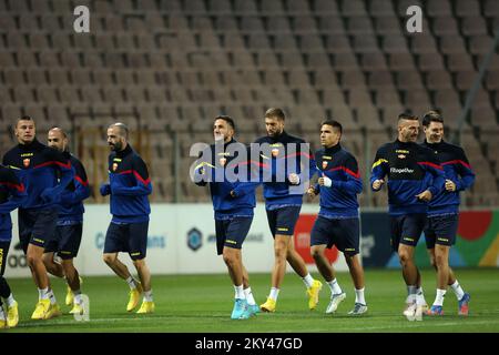 Formazione della nazionale montenegrina allo stadio Bilo Polje di Zenica, Bosnia-Erzegovina, il 22 settembre 2022. Il Montenegro giocherà domani una partita della UEFA Nations League contro la Bosnia-Erzegovina. Foto: Armin Durgut/PIXSELL Foto Stock