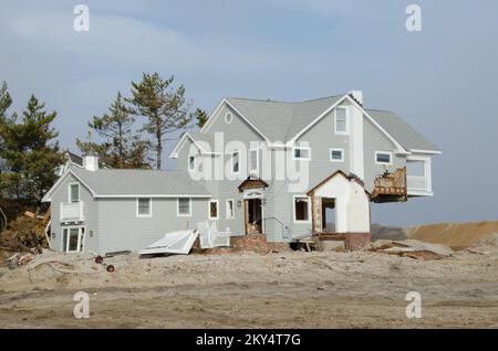 Danni a Mantoloking NJ. New Jersey Hurricane Sandy. Fotografie relative a disastri e programmi, attività e funzionari di gestione delle emergenze Foto Stock