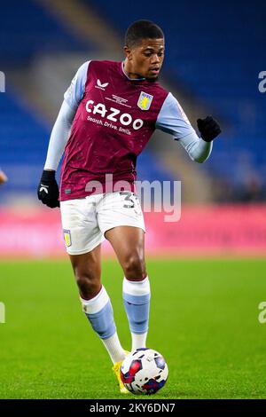 Cardiff, Regno Unito. 30th Nov 2022. Leon Bailey di Aston Villa in azione. Cardiff City / Aston Villa nel Peter Whittingham Memorial Match al Cardiff City Stadium il 30th novembre 2022. Credit: Lewis Mitchell/Alamy Live News Foto Stock