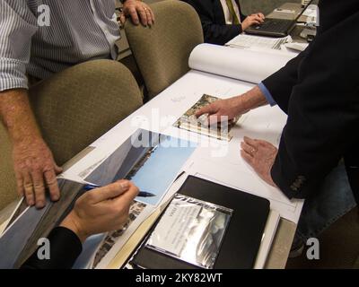 Oklahoma Kicks Off Safe Schools 101 Initiative. Oklahoma gravi tempeste e tornado. Fotografie relative a disastri e programmi, attività e funzionari di gestione delle emergenze Foto Stock