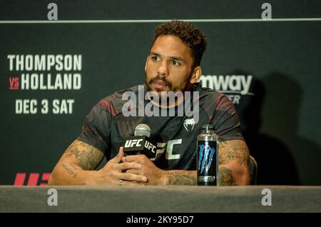 Orlando, FL, Orlando, FL, Stati Uniti. 30th Nov 2022. Orlando, FL - 30 NOVEMBRE: EryK Anders parla con la stampa davanti alla UFC Fight Night Orlando - Thompson vs Holland il 30 novembre 2022 a Orlando, FL, Stati Uniti. (Credit Image: © Matt Davies/PX Imagens via ZUMA Press Wire) Credit: ZUMA Press, Inc./Alamy Live News Foto Stock