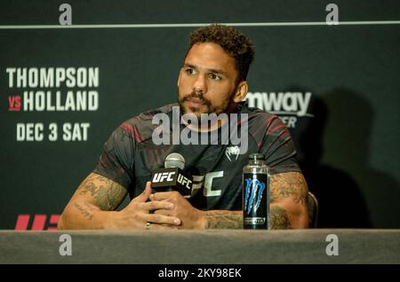 Orlando, FL, Orlando, FL, Stati Uniti. 30th Nov 2022. Orlando, FL - 30 NOVEMBRE: EryK Anders parla con la stampa davanti alla UFC Fight Night Orlando - Thompson vs Holland il 30 novembre 2022 a Orlando, FL, Stati Uniti. (Credit Image: © Matt Davies/PX Imagens via ZUMA Press Wire) Credit: ZUMA Press, Inc./Alamy Live News Foto Stock