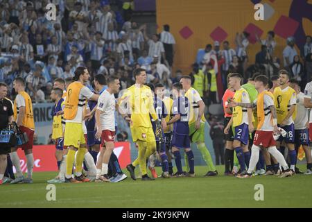 Doha-Qatar 30 novembre 2022, Coppa del mondo FIFA tra Argentina e Polonina squadre allo stadio 974 Foto Stock