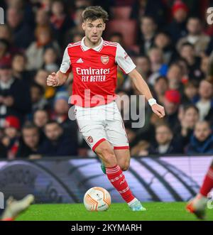 03 Nov 2022 - Arsenal / FC Zurigo - UEFA Europa League - Gruppo A - Emirates Stadium Arsenal's Kieran Tierney durante la partita contro il FC Zurigo immagine : Mark Pain / Alamy Foto Stock