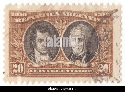 ARGENTINA - 1910 1 maggio: 1 centavo francobollo blu-verde e nero raffigurante ritratti di Nicolas Rodriguez pena e Hipolito Vieytes. Centenario della repubblica. Iscrizione "1810 1910". Juan Jose Castelli era un avvocato che era uno dei capi della rivoluzione di maggio, che ha condotto alla guerra d'indipendenza argentina. Domingo Bartolome Francisco Matheu è stato un uomo d'affari e politico argentino di origine spagnola. Fu membro della Primera Junta, il primo governo nazionale dell'Argentina moderna, e il secondo presidente alla fine della Junta Grande. La Rivoluzione di Maggio cacciò il viceré Foto Stock