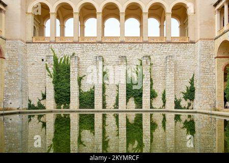 Il Belvedere sulla collina di Pfingstberg, costruito come punto panoramico e palazzo nello stile neorinascimentale italiano, Potsdam, Brandenburgo, Germania. Foto Stock