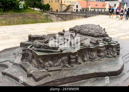 Konigstein è un'enorme fortezza nel sud-est della Germania. Foto Stock