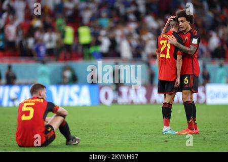 Al Rayyan, Qatar. 1st Dec, 2022. I giocatori del Belgio reagiscono dopo la partita di Gruppo F tra Croazia e Belgio alla Coppa del mondo FIFA 2022 allo stadio Ahmad Bin Ali di al Rayyan, in Qatar, il 1 dicembre 2022. Credit: Li Ming/Xinhua/Alamy Live News Foto Stock