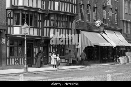 Tewkesbury High Street nel 1895 Foto Stock