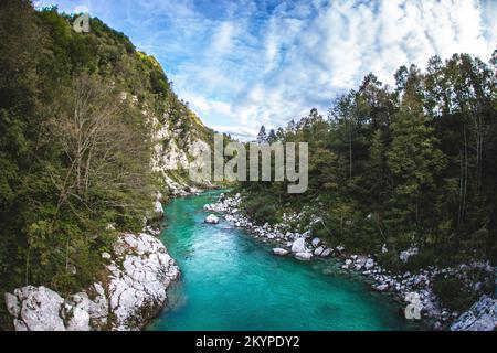 Immagine della splendida Valle di Soča , luogo storico e magistrale. Foto Stock