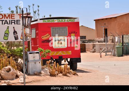 Vecchie automobili nel deserto del Solitaire Namibia Africa Foto Stock