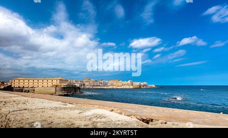 paesaggio urbano della città di siracusa in sicilia. Foto Stock