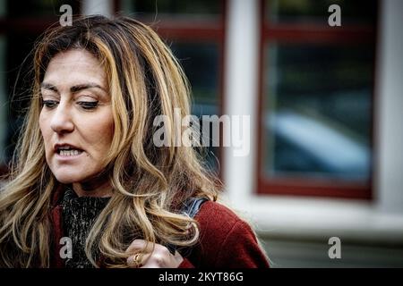 L'AIA - Ministro della Giustizia e della sicurezza, Dilan Yeṣilgöz al Binnenhof prima del Consiglio settimanale dei Ministri. ANP ROBIN UTRECHT olanda fuori - belgio fuori Foto Stock