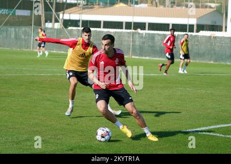 Noe Dussenne di Standard è stato raffigurato durante una sessione di allenamento presso il campo di allenamento invernale della squadra di calcio belga Standard de Liege a Marbella, Spagna, giovedì 01 dicembre 2022. FOTO DI BELGA JOMA GARCIA I GISBERT Foto Stock