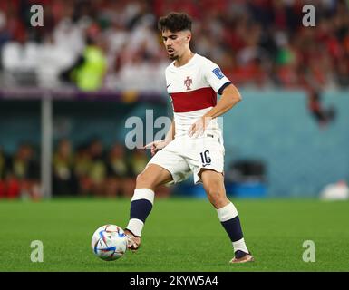 AR Rayyan, Qatar, 2nd dicembre 2022. Vitinha del Portogallo durante la partita della Coppa del mondo FIFA 2022 al Education City Stadium, Ar Rayyan. Il credito per le immagini dovrebbe essere: David Klein / Sportimage Credit: Sportimage/Alamy Live News Foto Stock