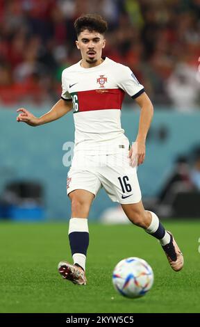 AR Rayyan, Qatar, 2nd dicembre 2022. Vitinha del Portogallo durante la partita della Coppa del mondo FIFA 2022 al Education City Stadium, Ar Rayyan. Il credito per le immagini dovrebbe essere: David Klein / Sportimage Credit: Sportimage/Alamy Live News Foto Stock