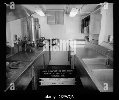 AG-164 USNS Kingsport , navi, Navali, Barche, Storia Navale, Navy Foto Stock