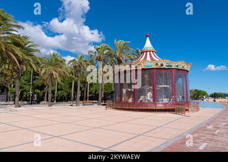 Buon giro sulla passeggiata Cambrils Spagna Costa Dorada Tarragona Provincia Foto Stock