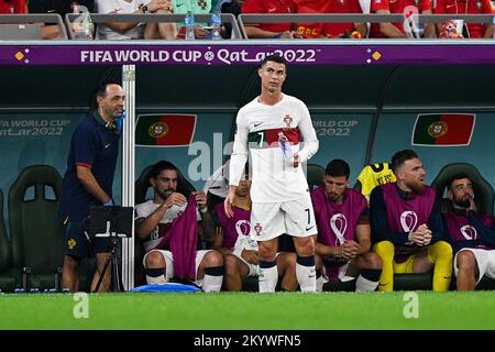 AL KHOR, QATAR - 2 DICEMBRE: Cristiano Ronaldo del Portogallo durante la partita di Gruppo e - Coppa del mondo FIFA Qatar 2022 tra Costa Rica e Germania allo Stadio al Bayt il 2 dicembre 2022 ad al Khor, Qatar (Foto di Pablo Morano/BSR Agency) Foto Stock