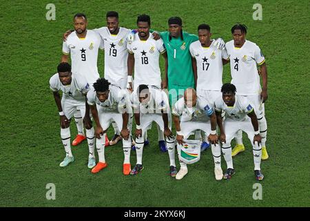 Qatar. 02nd Dec, 2022. 2nd dicembre 2022; Stadio al Janoub, Qatar: Calcio della Coppa del mondo FIFA, Ghana contro Uruguay: I giocatori del Ghana posano per la loro squadra immagine credito: Action Plus Sports Images/Alamy Live News Foto Stock