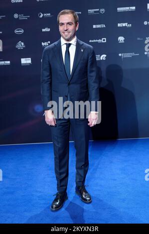 Duesseldorf, Germania. 02nd Dec, 2022. Il calciatore Philip Lahm arriva alla cerimonia del German Sustainability Award. Credit: Henning Kaiser/dpa/Alamy Live News Foto Stock