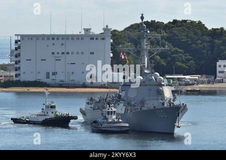 Prefettura di Kanagawa, Giappone - 24 luglio 2021: United States Navy USS Kidd (DDG-100), cacciatorpediniere di classe Arleigh Burke. Foto Stock