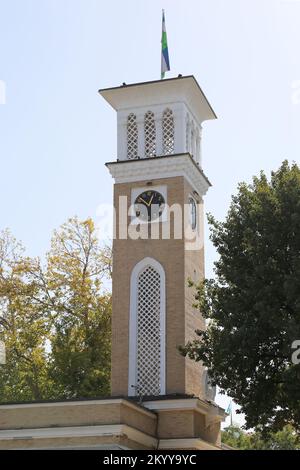 Torre dell'Orologio, Piazza Amir Temur, Tashkent centrale, Provincia di Tashkent, Uzbekistan, Asia centrale Foto Stock