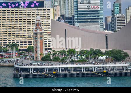 Torre dell'orologio di Hong Kong e Tsim Sha Tsui Promenade Foto Stock