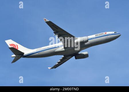 Prefettura di Chiba, Giappone - 05 maggio 2019: Aereo passeggeri Air China Airbus A330-200 (B-6549). Foto Stock