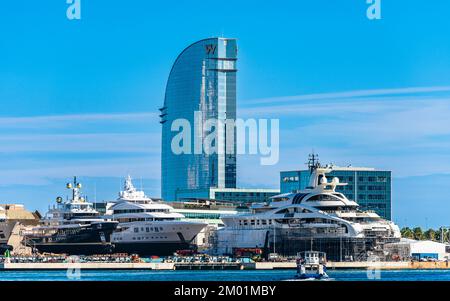 Eclipse SkyBar, W Hotel Barcellona, Porto e Spiaggia di Barcellona, Catalogna, Spagna, Europa Foto Stock