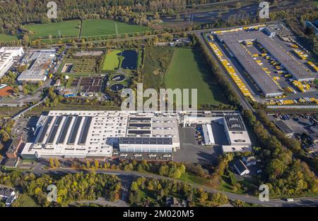 Vista aerea, Ruhrverband, impianto di depurazione nel parco industriale di Buschmühlenstraße, sito C. D. Wälzholz, centro pacchi DHL, Lennetal, Hagen, Ruhr A. Foto Stock