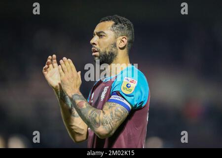 Northampton, Regno Unito. 3rd dicembre 2022. Il capitano di Tranmere Rovers Kane Hemmings dopo la partita della Sky Bet League 2 tra Northampton Town e Tranmere Rovers al PTS Academy Stadium di Northampton sabato 3rd dicembre 2022. (Credit: John Cripps | MI News) Credit: MI News & Sport /Alamy Live News Foto Stock