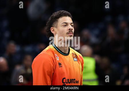 Belgrado, Serbia, 1st dicembre 2022. Jonah Radebaugh di Valencia Basket reagisce durante la partita Eurolega della Turkish Airlines del 2022/2023 tra Partizan Mozzart Bet Belgrade e Valencia Basket alla Start Arena di Belgrado, in Serbia. Dicembre 1, 2022. Credito: Nikola Krstic/Alamy Foto Stock