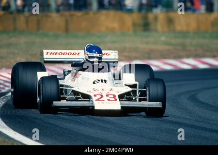 MOTORSPORT - F1 1977 - JAPAN GP - MONT FUJI (JAP) - 23/10/1977 - PHOTO : DPPI - Patrick TAMBAY - Theodore Racing Hong Kong - Ensign N177 Ford Cosworth - Action Foto Stock