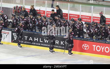 Colonia, Germania. 03rd Dec, 2022. Firo : 3rd dicembre 2022 hockey su ghiaccio, campionato 1st, PENNY DEL, campionato tedesco di hockey su ghiaccio, stagione 2022/2023, Kolner Haie KEC - Adler Mannheim 4:2 squadra di gioco invernale, Haie, credito: dpa/Alamy Live News Foto Stock