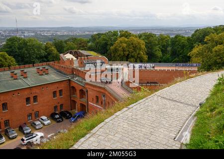 Cracovia, Polonia - 16 settembre 2022: Fortificazioni intorno al tumulo di Kosciuszko a Cracovia. Kosciuszko Mound, monumento storico dedicato ai poli Foto Stock