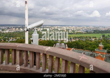 Cracovia, Polonia - 16 settembre 2022: Panorama di Cracovia visto dal tumulo di Kosciuszko, Polonia Foto Stock