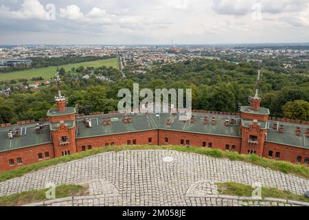 Cracovia, Polonia - 16 settembre 2022: Fortificazioni intorno al tumulo di Kosciuszko a Cracovia. Kosciuszko Mound, monumento storico dedicato ai poli Foto Stock