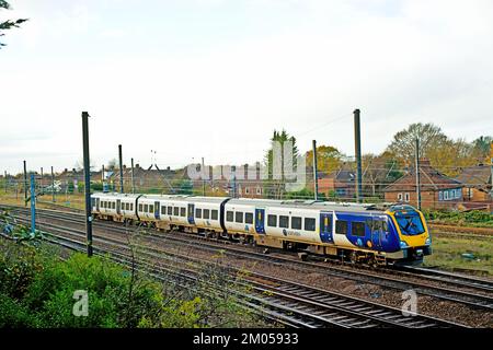 Classe 155 Northern Train Unit a Holgate, York, Inghilterra Foto Stock
