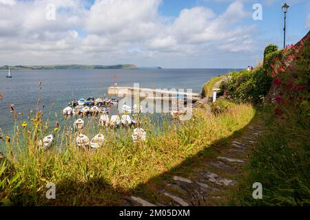 Il piccolo porto di Portscatho, Gerrans Bay, Roseland Peninsula, Cornovaglia, Regno Unito Foto Stock