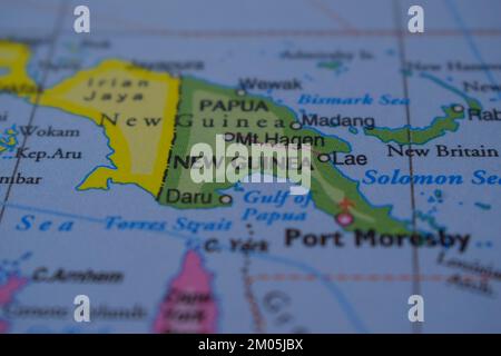 Nuova Guinea Nome Paese sulla mappa del mondo politico molto Macro primo piano Vista Foto Stock