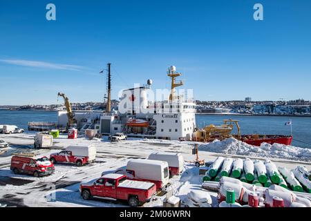 Nave di guardia costiera a Quebec City, Quebec, Canada Foto Stock
