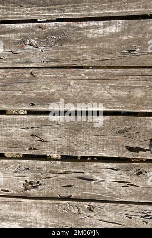 Struttura rustica in legno senza cuciture. Vintage legno naturale stagionato tavole orizzontali senza cuciture fondo in legno. Concetto di sfondo naturale Foto Stock