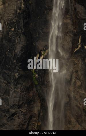 Dettaglio delle cascate Bridal Veil nel Parco Nazionale di Yosemite Foto Stock