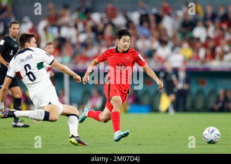 Al-Rayyan, Qatar. 2nd Dec, 2022. LEE Kangin (KOR), 2 dicembre 2022 - Calcio : Coppa del mondo FIFA Qatar 2022 Gruppo H incontro tra Corea del Sud 2-1 Portogallo al Education City Stadium di al-Rayyan, Qatar. Credit: AFLO/Alamy Live News Foto Stock