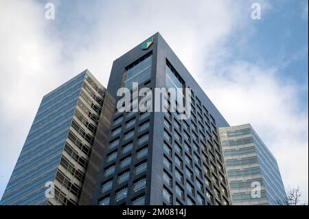 ABN AMRO Bank Headquarters Building a Gustav Mahlerplein Amsterdam Paesi Bassi 30-11-2022 Foto Stock