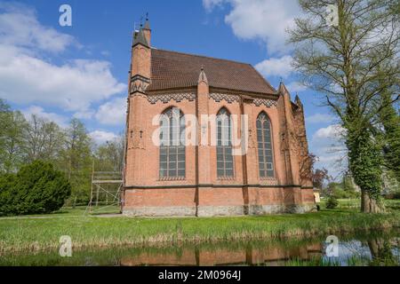 Schloßkapelle, St. Helena und Andreas, Schloßgarten, Ludwigslust, Mecklenburg-Vorpommern, Deutschland Foto Stock