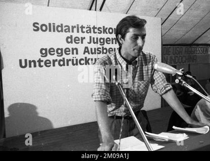 Il congresso della Gioventù operaia tedesca (SDAJ) affiliata alla DKP, il 11 settembre 1971 a Brema, è stato accompagnato da manifestazioni da parte della out Foto Stock