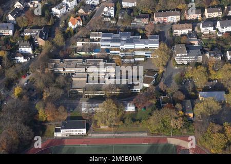 Veduta aerea, Werner Richard School con tetto solare e Realschule am Bleichstein a Herdecke, Ruhr, Renania settentrionale-Vestfalia, Germania, Istruzione, E Foto Stock